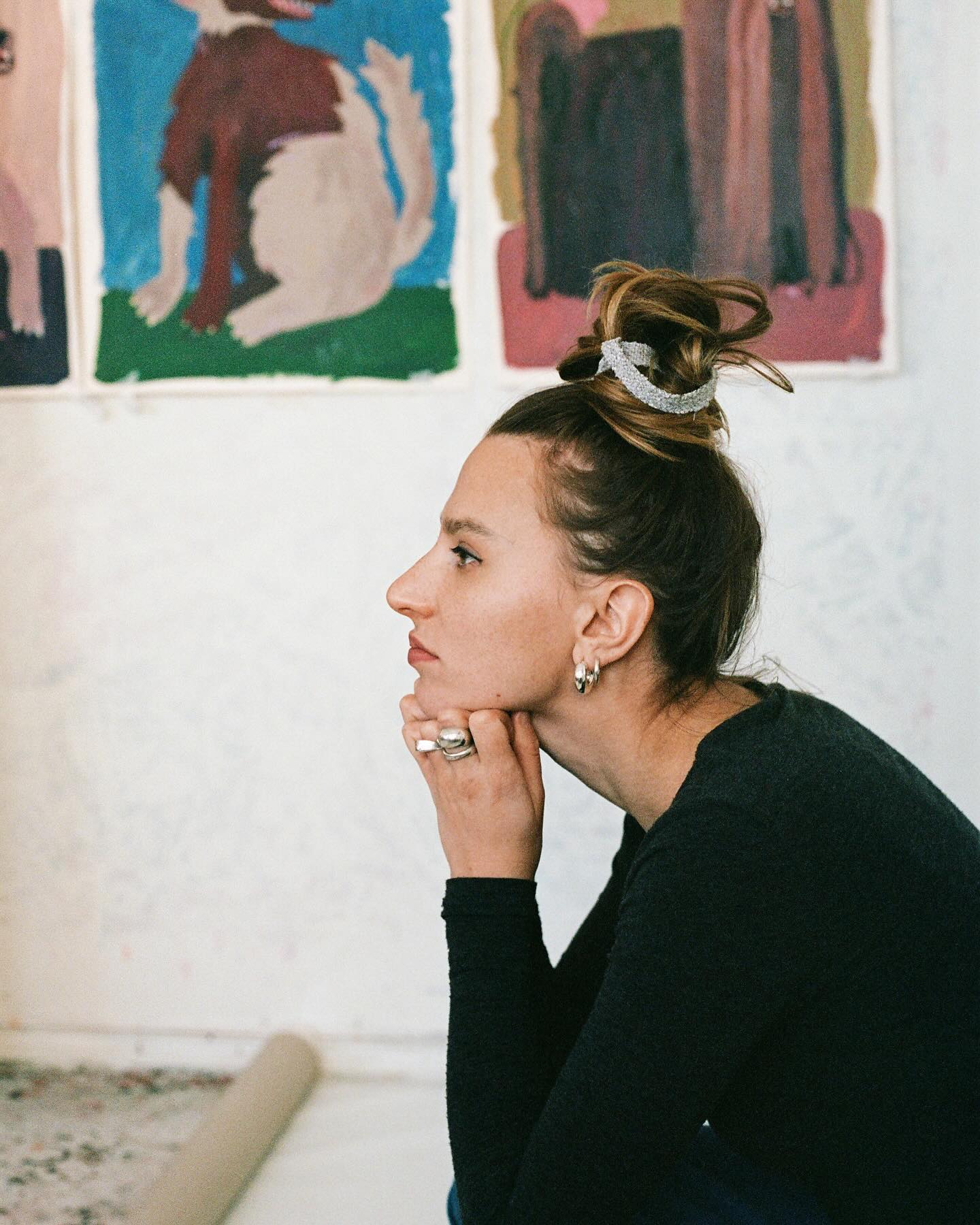 Portrait of Iryna Maksymova, who works in the Contemporary Figurative Artist  style (Kyiv, Ukraine) Photo 2 of 3.